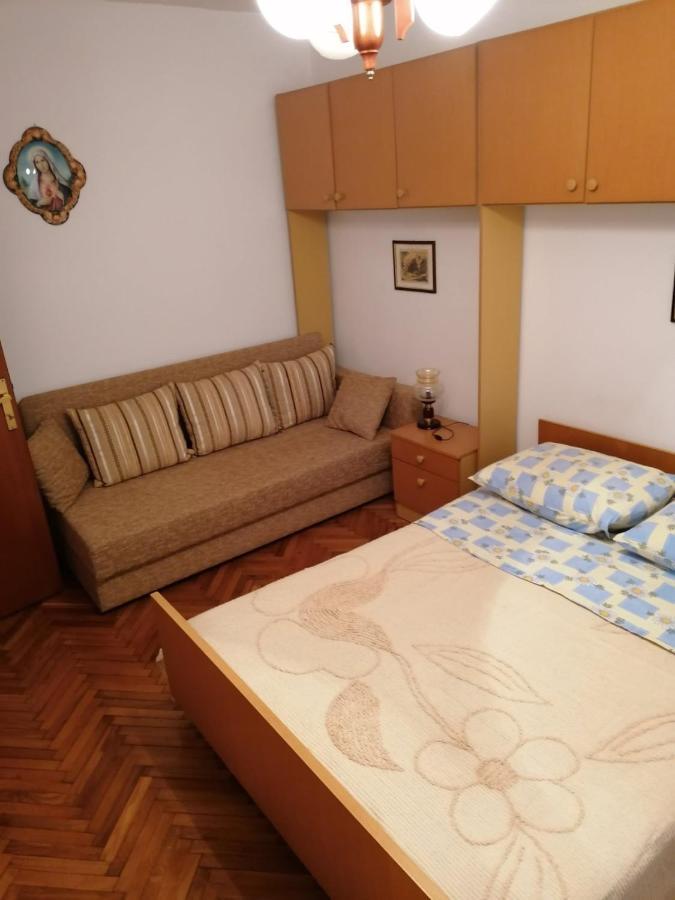 Ester Apartments Sveti Ivan  Buitenkant foto