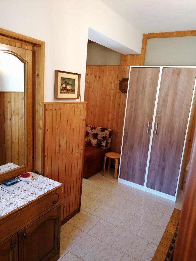 Ester Apartments Sveti Ivan  Buitenkant foto